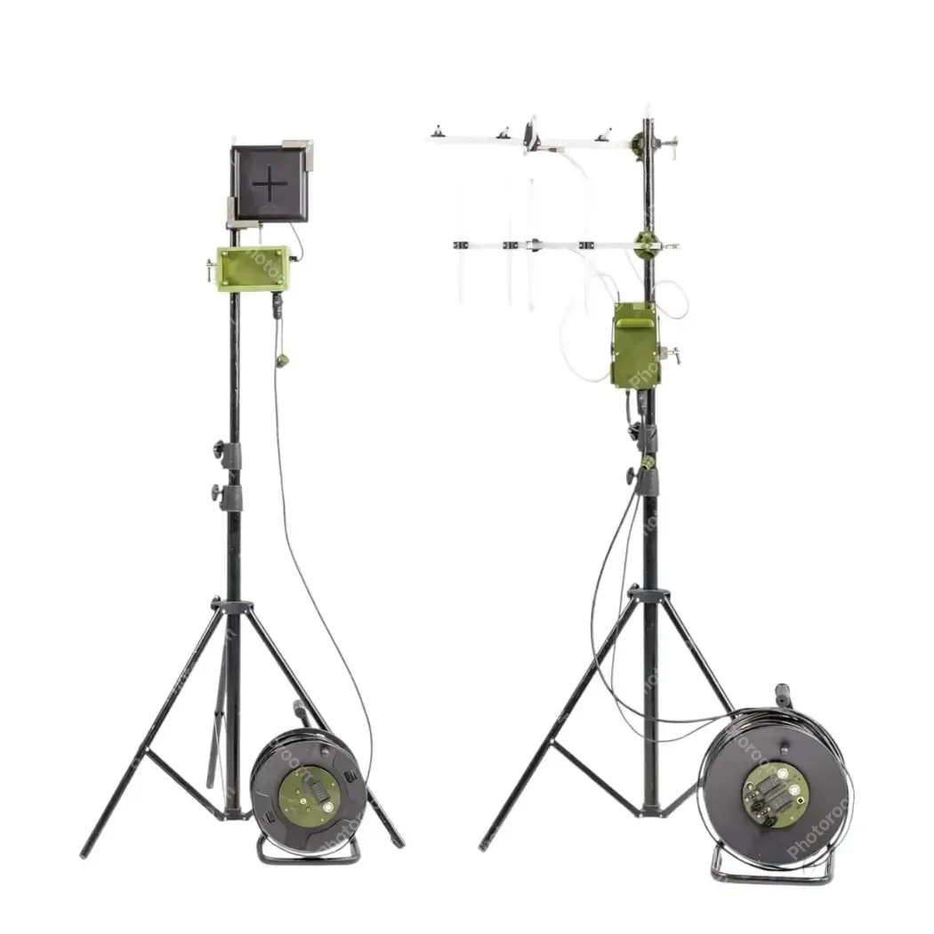 Ground station “Strix Air” to UAV on 2 masts (control 380/500 MHz, video 3170-3470 MHz)