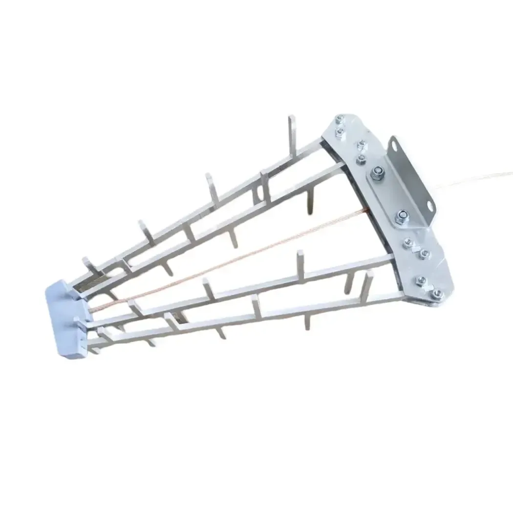 Broadband log-periodic twin “Kraken” 1.8 – 2.5 GHz, 700, Linear